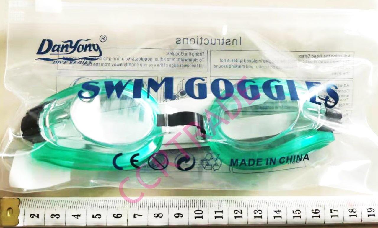 แว่นตาว่ายน้ำกระเป๋าซิปล็อค คละสี Free Size