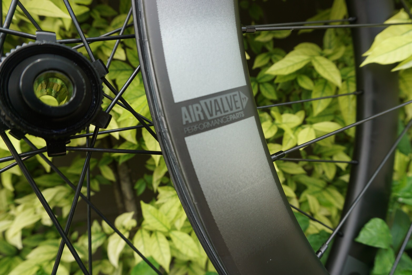 ล้อจักรยานคาร์บอนเสือหมอบแบบดิสเบรคยี่ห้อ JAVA Deca 50 AIR carbon ดุม ceramic