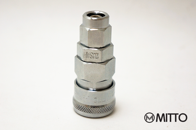 20 SAH ใช้กับท่อ PU 6.5x10 mm.(แบบน็อตล็อค) NUT COUPLER SOCKET