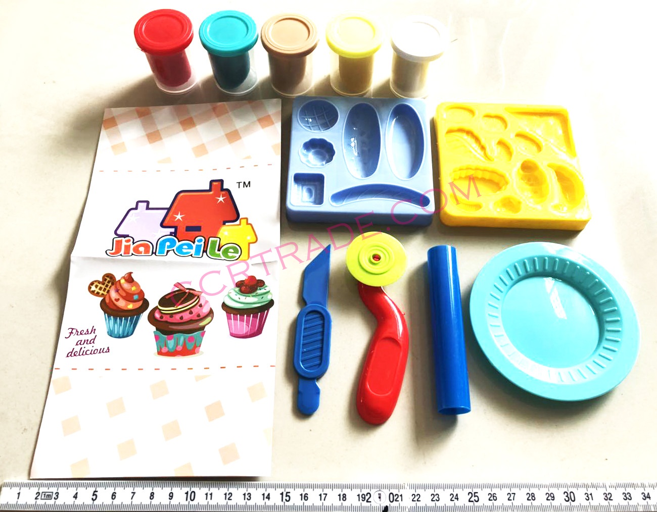 แป้งโดว์แซนวิช+อุปกรณ์กล่องใหญ่ 18x23 ซม.(1x3)