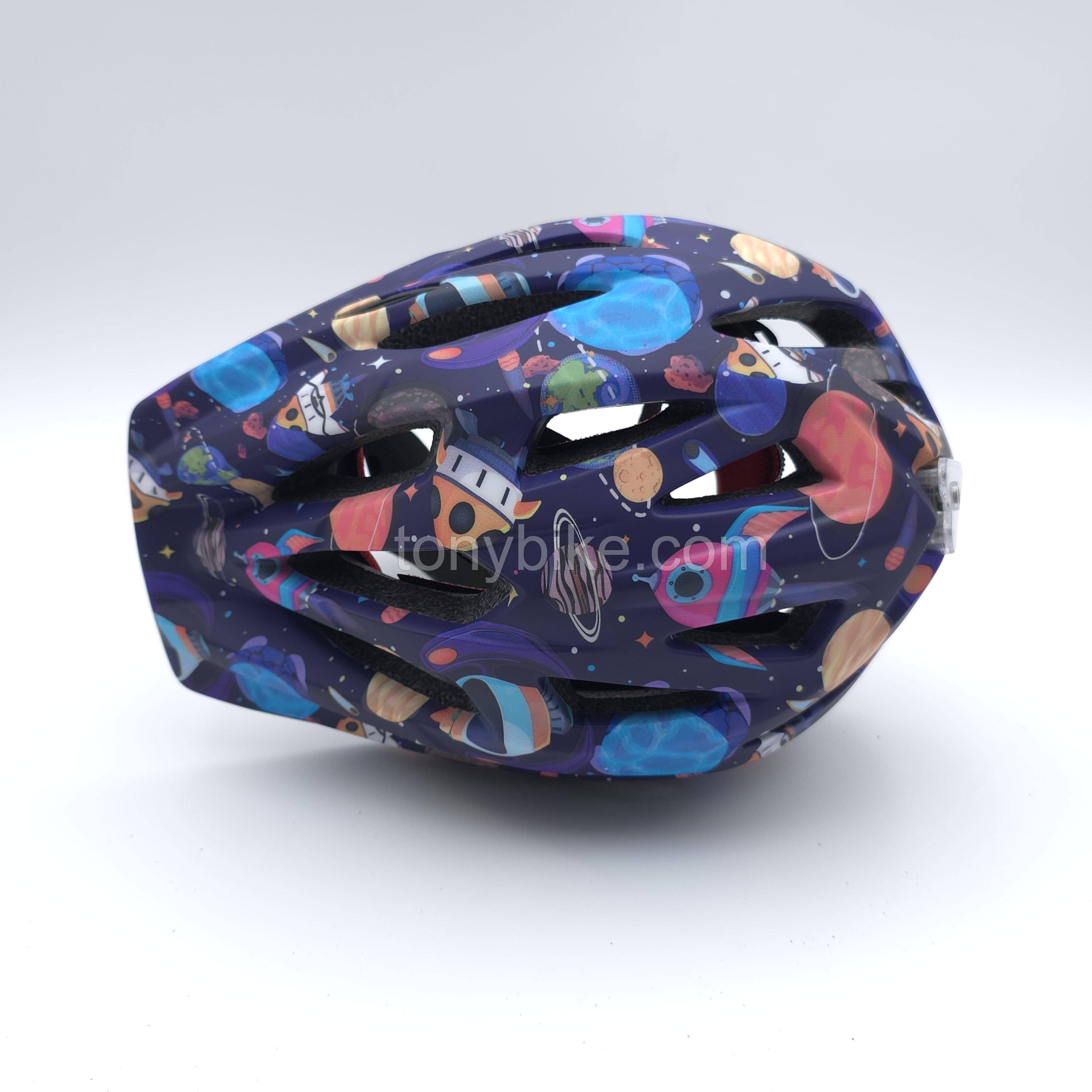 หมวกจักรยานเด็ก เต็มใบ สีฟ้า ลายอวกาศ 46-53 ซม. สำเนา
