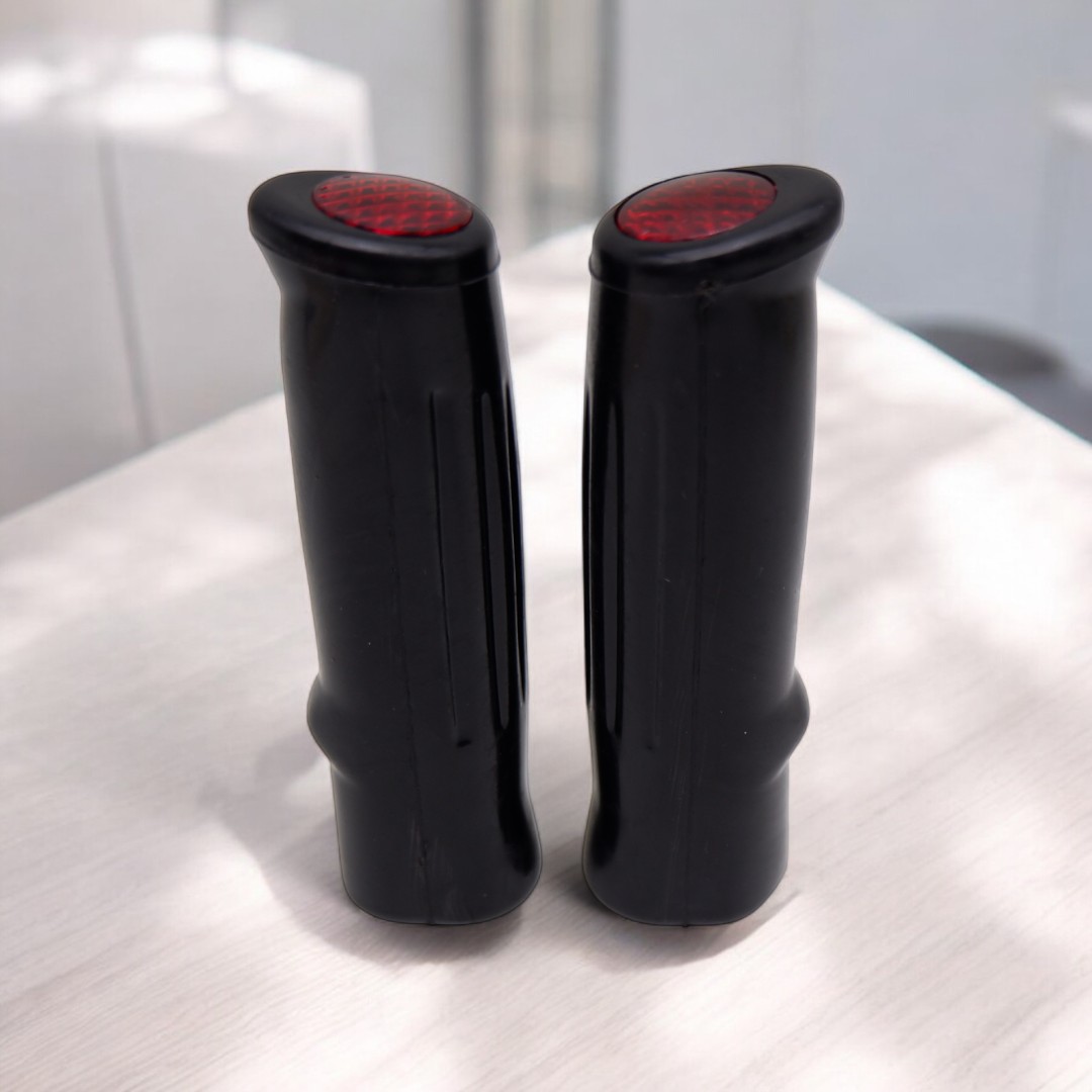 ✨NEW!!!ปลอกแฮนด์จักรยานแบบแต่งไฟทับทิมสะท้อนแสงRetroStyle สำหรับจักรยานminiและจักรยานทั่วไป