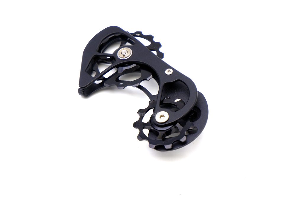 ลูกรอกตีนผี สำหรับแต่งจักรยาน Mr.control สำหรับ SHIMANO R9000/9070