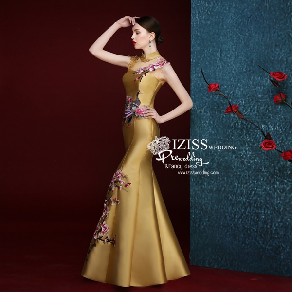PW439- **พรีออเดอร์สีเหลือง**ชุดกี่เพ้ายาว ชุดยกน้ำชา ชุดถ่ายพรีเวดดิ้ง (prewedding dress) & ชุดแต่งงานแฟนซี (Fancy wedding dress) "ธีมสีเหลือง"
