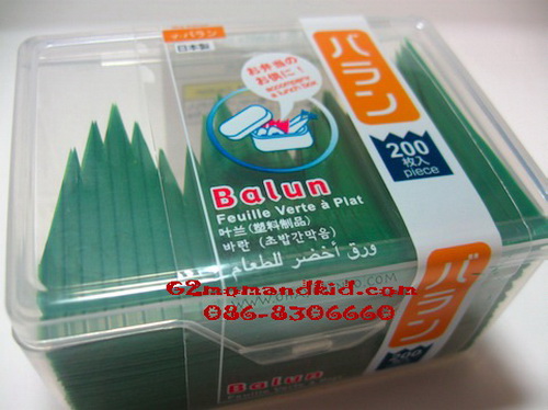 ++พร้อมส่ง++ แผ่นตกแต่งซูชิ อาหาร ข้าวกล่อง ลายหญ้า -- พร้อมกล่องพลาสติกไว้เก็บอย่างดี 1 เซต มี 200 แผ่น