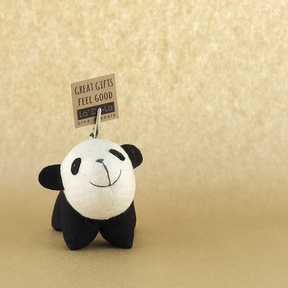 Panda_ Paperweight ที่ทับกระดาษ หนีบกระดาษ ติดชื่อได้ ของขวัญชิ้นเดียวในโลก ของขวัญพิเศษ ของขวัญวันเกิด ของขวัญรับปริญญา
