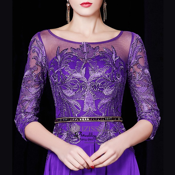 T014**พรีออเดอร์เดรสสีชมพู สีส้ม สีม่วง สีแดง สีเทา**ชุดราตรียาวสีชมพูทั้งชุด แขนสั้น เล่นดีเทลซีทรูช่วงอกและแขน ตกแต่งเพชรเรียงเป็นรูปดอกไม้ แถบเพชรสี่เหลี่ยมตกแต่งเป็นเข็มขัดสวยหรู ตัดต่อกระโปรงผ้าสีพื้นทรงปล่อย ใส่สบาย งานเกรดพรีเมี่ยม ไฮโซมากๆ ค่ะ