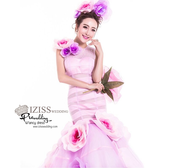 PW339-**พรีออเดอร์**ชุดคู่ถ่ายพรีเวดดิ้ง (prewedding dress) & ชุดแต่งงานแฟนซี (Fancy wedding dress)ชายหญิง "ธีมสีชมพูอมม่วง"