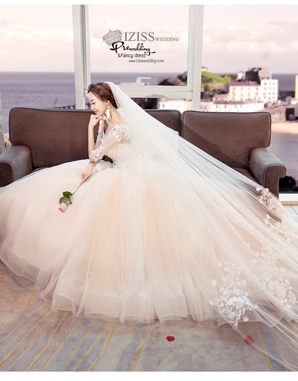 BR358 **พรีออเดอร์**ชุดแต่งงาน&ชุดเจ้าสาวแนวเรียบหรู สีขาวเกรดพรีเมี่ยม น่ารัก สวยโดดเด่นไม่ซ้ำใคร