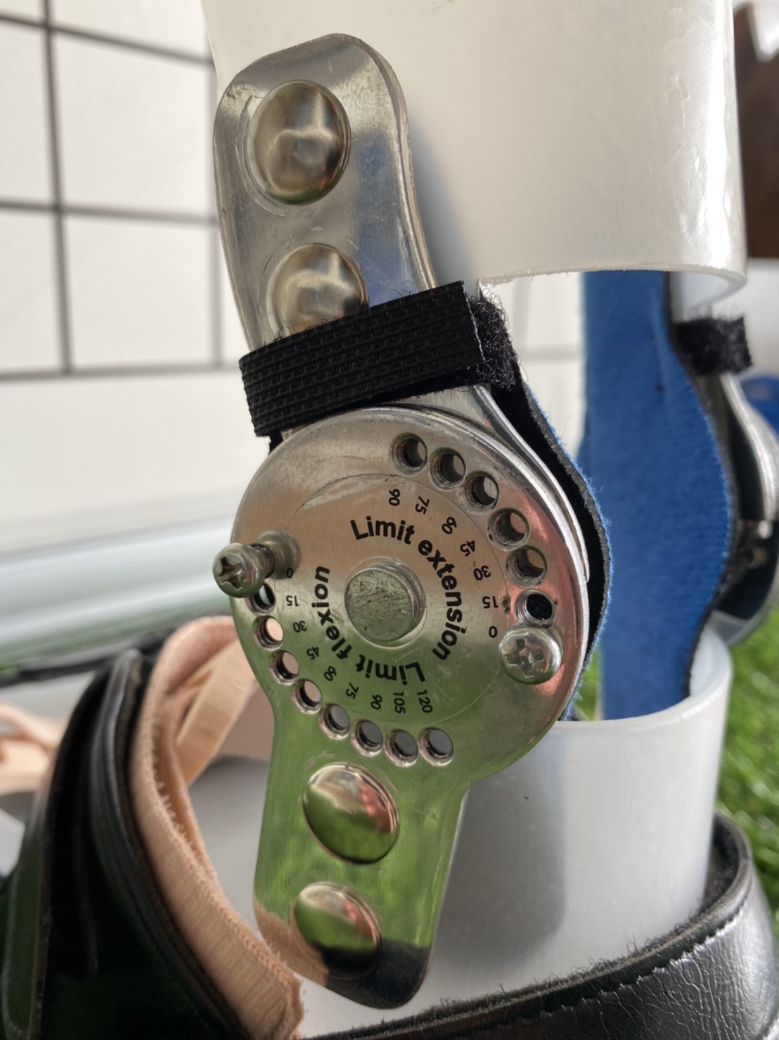 ดามกันปลายเท้าตกแบบปรับองศา (AFO Gait Assist) กันปลายเท้าตก เท้าแกว่ง ดามข้อเท้า ดามปลายเท้า ที่ประคองปลายเท้า