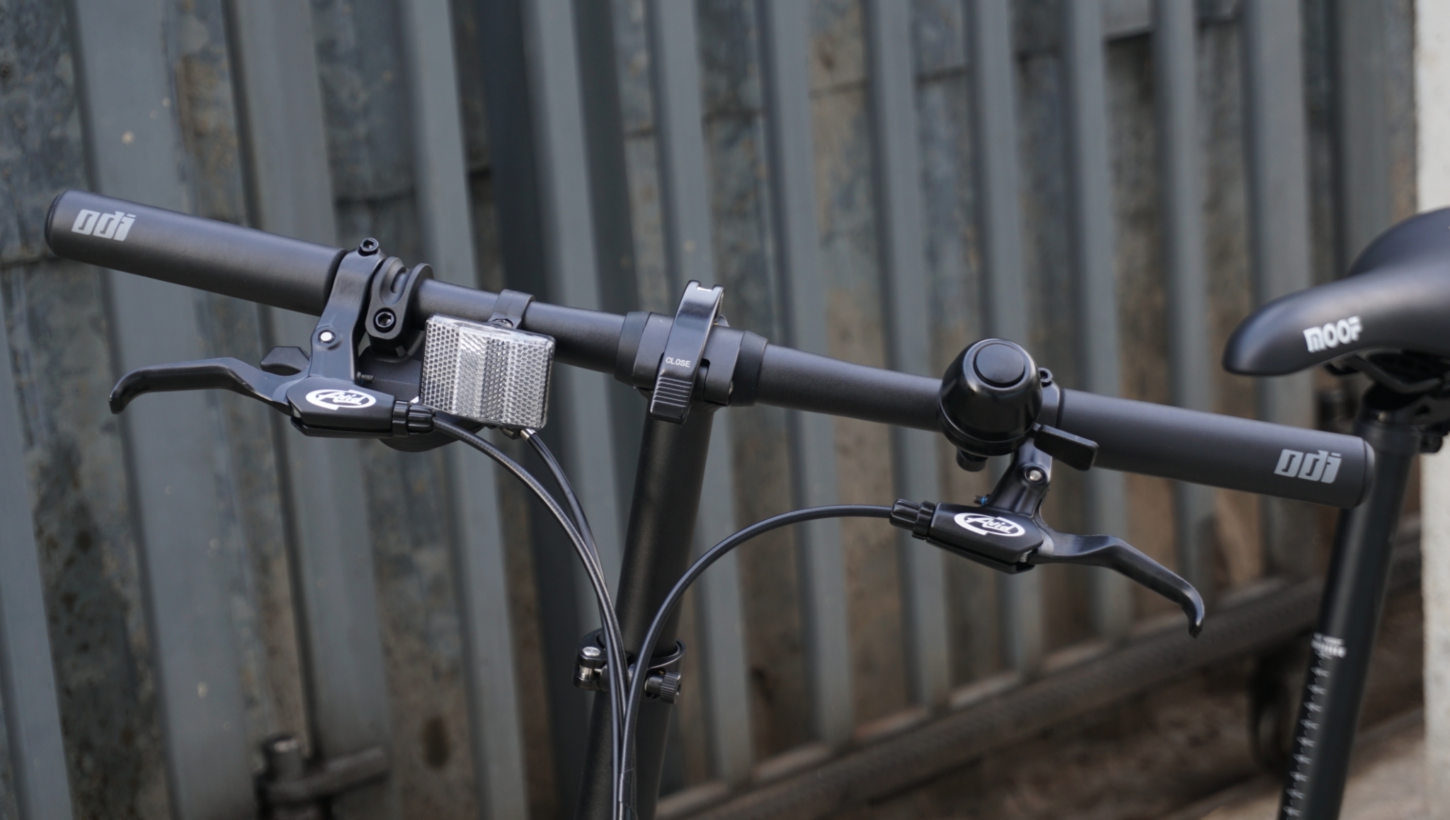 Fika ARABI จักรยานพับได้ ล้อ 16" 8 สปีด น้ำหนักเบาเพียง 9.8 กก.