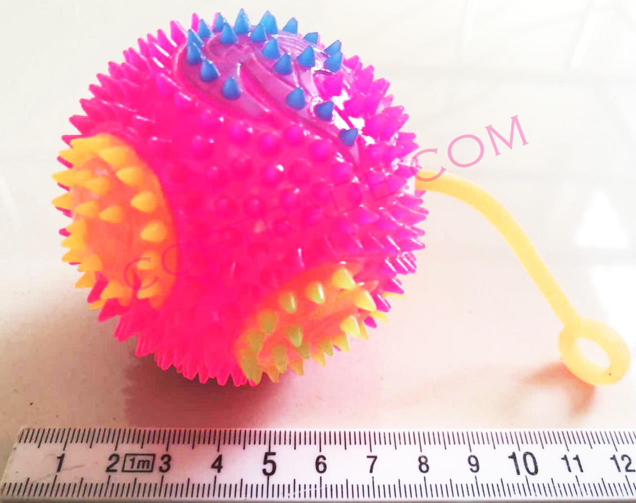 บอลหนาม มีเสียง มีไฟกล่อง 30 ซม.