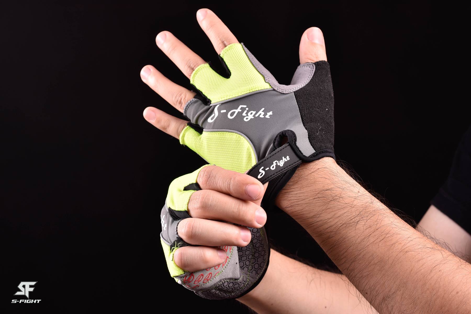 ถุงมือปั่นจักรยานเสือหมอบ เสือภูเขา S-FIGHT รุ่น SGR-02