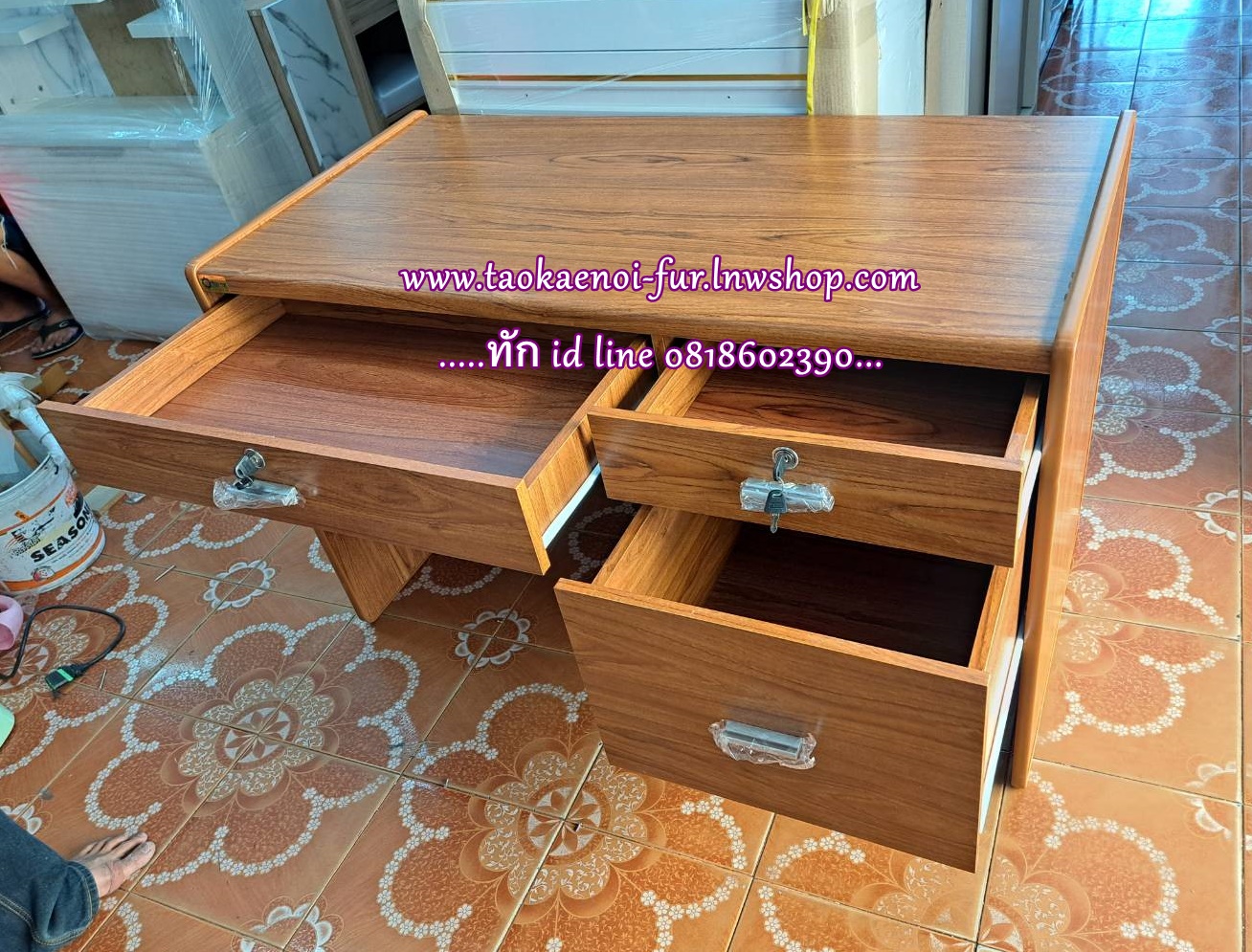 โต๊ะทำงาน รุ่น โมซ่า