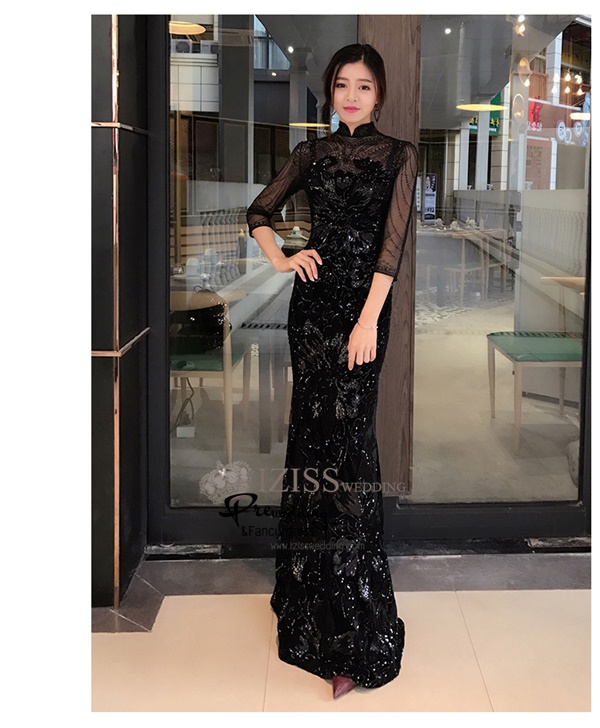 T025 **พรีออเดอร์เดรสชุดเลื่อมสีแดง สีน้ำเงิน สีดำ**ชุดราตรียาวเลื่อมทั้งชุด คอจีน แขนสั้น เล่นดีเทลซีทรูช่วงอกและแขน แต่งเลื่อมไม้ลายดอกไม้ เข้ารูปช่วงเอว กระโปรงทรงปล่อย สวยงามหรูหราไฮโซมากๆ ค่ะ