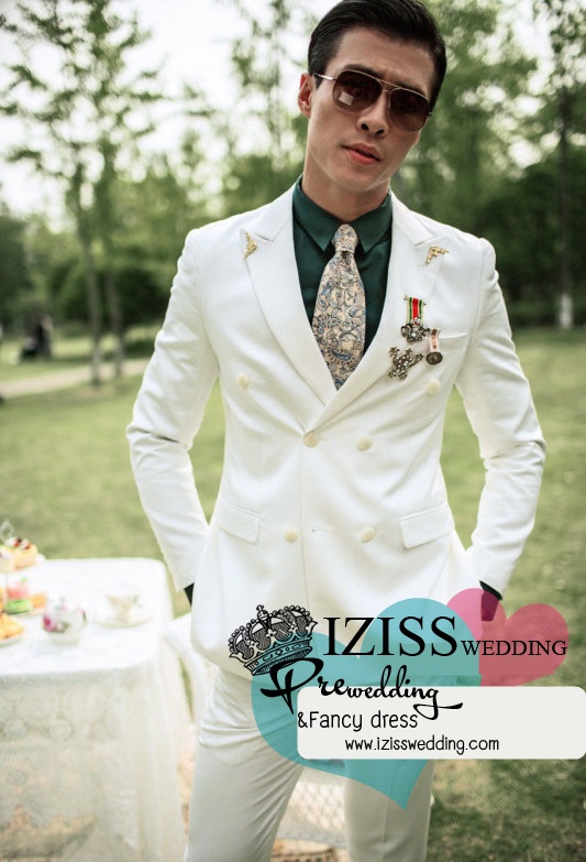 PW257- **พรีออเดอร์ค่ะ** ชุดคู่ถ่ายพรีเวดดิ้ง (prewedding dress) & ชุดแต่งงานแฟนซี (Fancy wedding dress)ชายหญิง "ธีมสีขาว-เขียว"