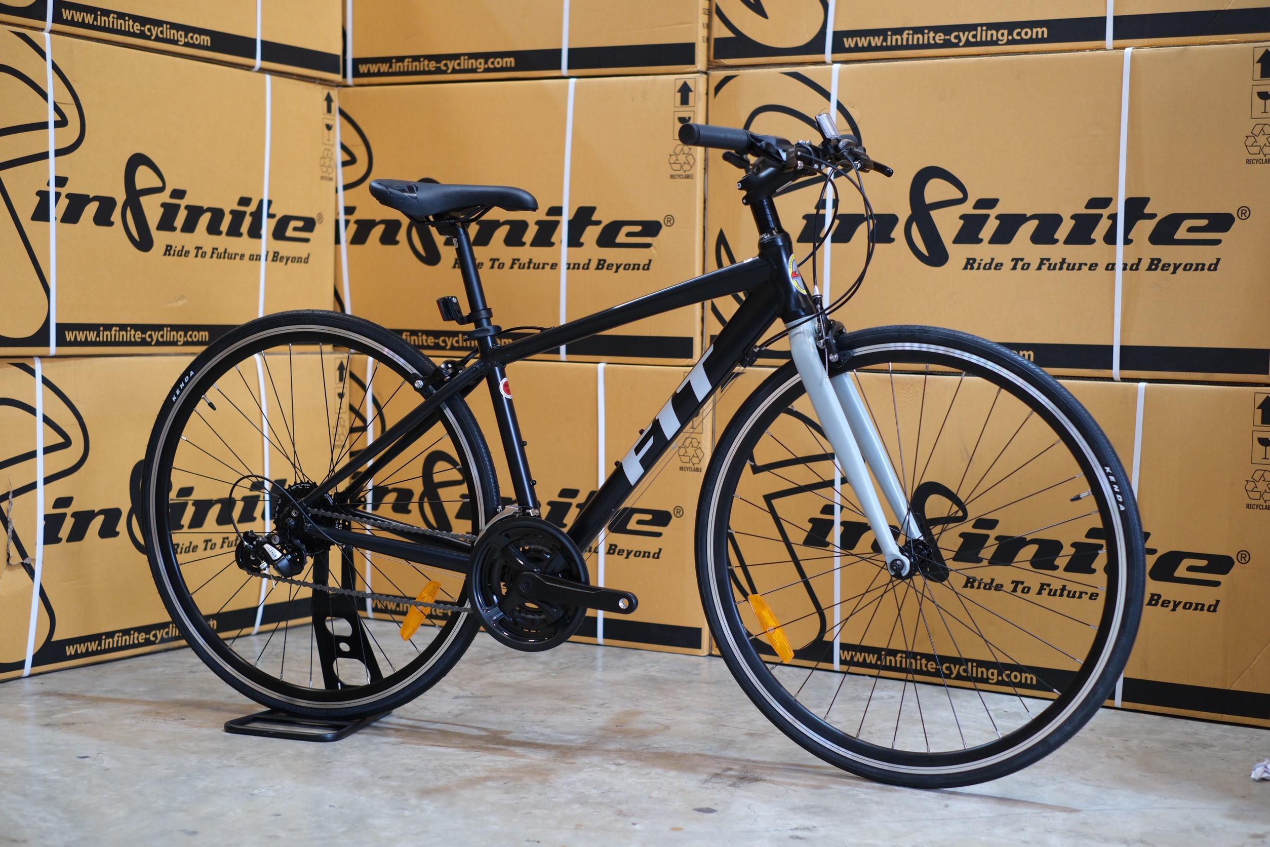 LA : FIT 2.0 จักรยานไฮบริด ซิตี้ไบค์ เฟรมอลูมิเนียม เกียร์ Shimano 24 speed