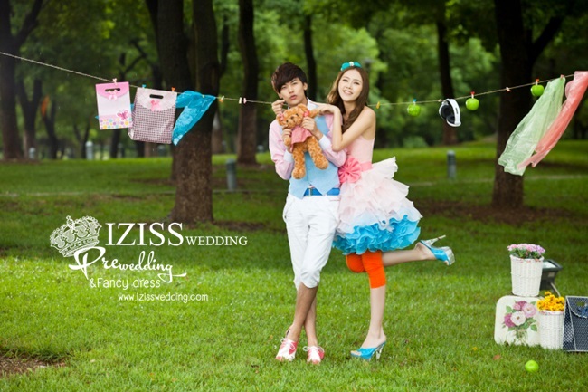 PW128 - Pre order ชุดคู่ถ่ายพรีเวดดิ้ง (prewedding dress) & ชุดแต่งงานแฟนซี (Fancy wedding dress)ชายหญิง "ธีมสีชมพู-ฟ้า"