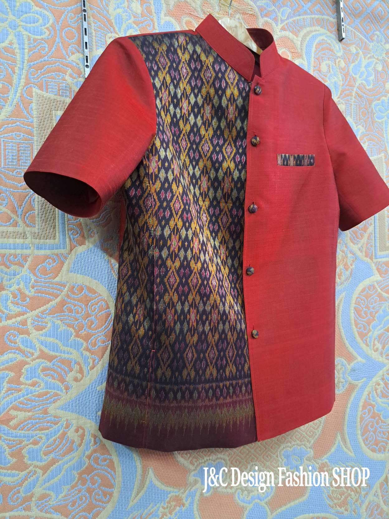 เสื้อสูทชายไหมแท้มัดหมี่ทอมือสีน้ำเงิน เสื้อสูทชายไหมแท้ สูทผ้าไทยชาย ซาฟารีผ้าไทยชาย สูทผ้าไหมสีน้ำเงิน