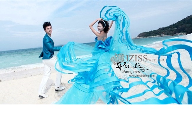 PW034 - **พรีออเดอร์** ชุดคู่ถ่ายพรีเวดดิ้ง (prewedding dress) & ชุดแต่งงานแฟนซี (Fancy wedding dress)ชายหญิง "ธีมสีฟ้า"