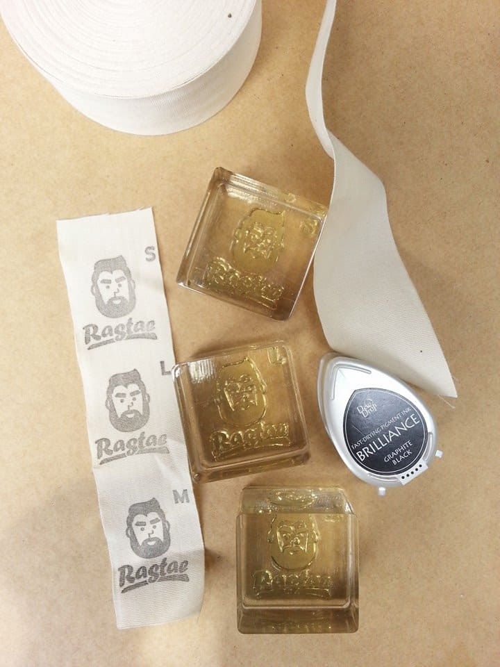 ตรายางปั๊มผ้า ตราปั๊มใส