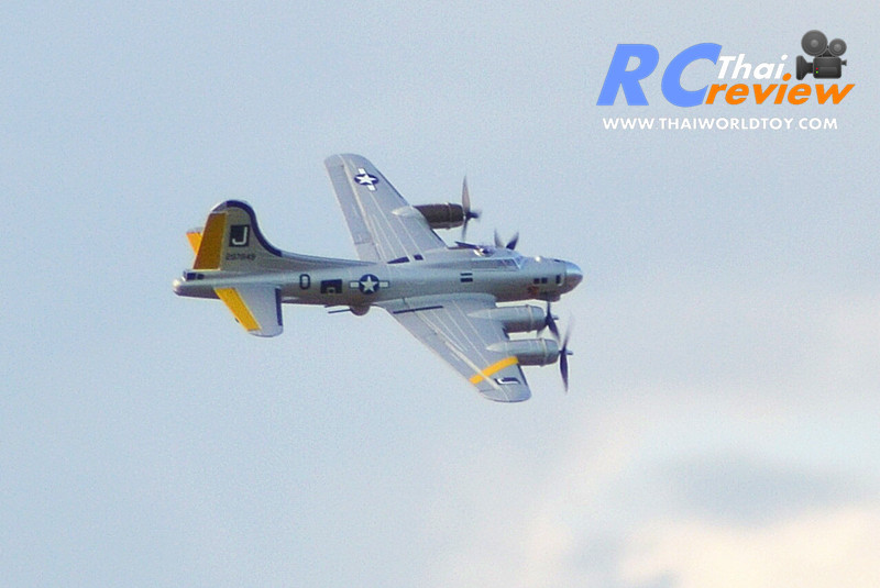 B-17 Aircraft (Auto Pilot) ทิ้งระเบิดสงครามโลก