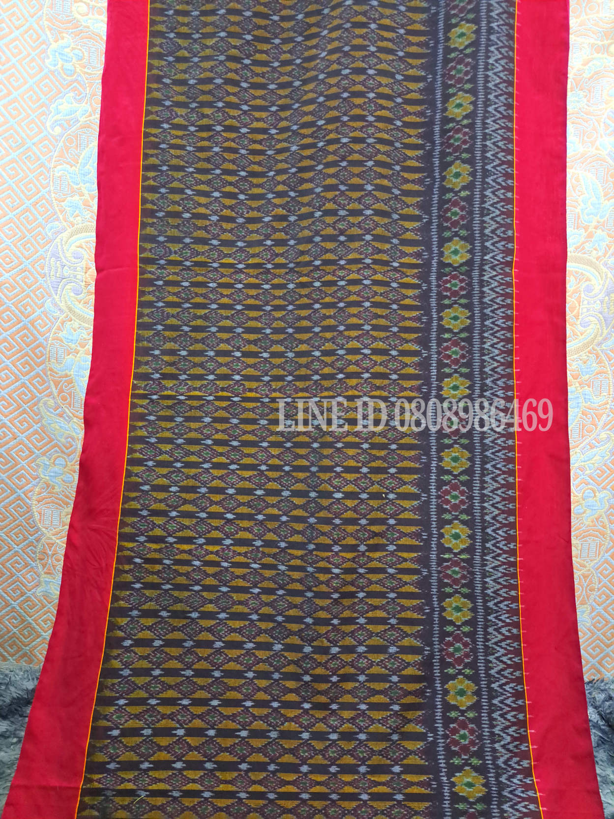 ผ้าซิ่นตีนแดง ผ้าฝ้ายตีนแดง ผ้าทอพื้นเมือง บุรีรัมย์ ลายหมากบก อัปสรา ขนาด 2 เมตร สำเนา