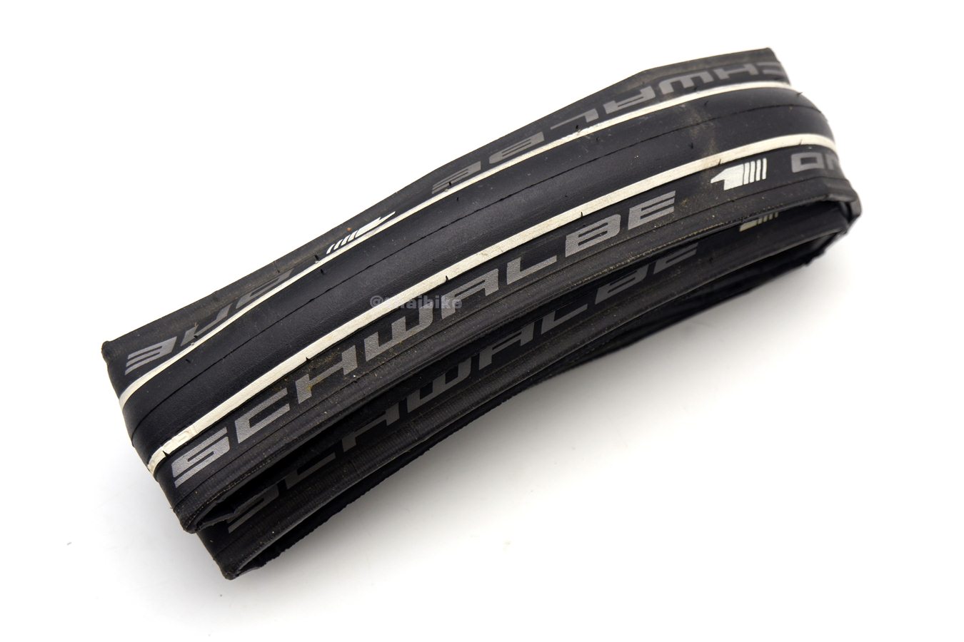ยางนอกจักรยานขอบพับ SCHWALBE รุ่น ONE ขนาด 700X23C 1 เส้น