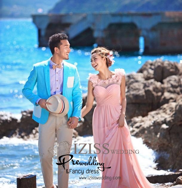 PW077 - **เลิกผลิตค่ะ** ชุดคู่ถ่ายพรีเวดดิ้ง (prewedding dress) & ชุดแต่งงานแฟนซี (Fancy wedding dress)ชายหญิง "ธีมสีโอโรส-ฟ้า"