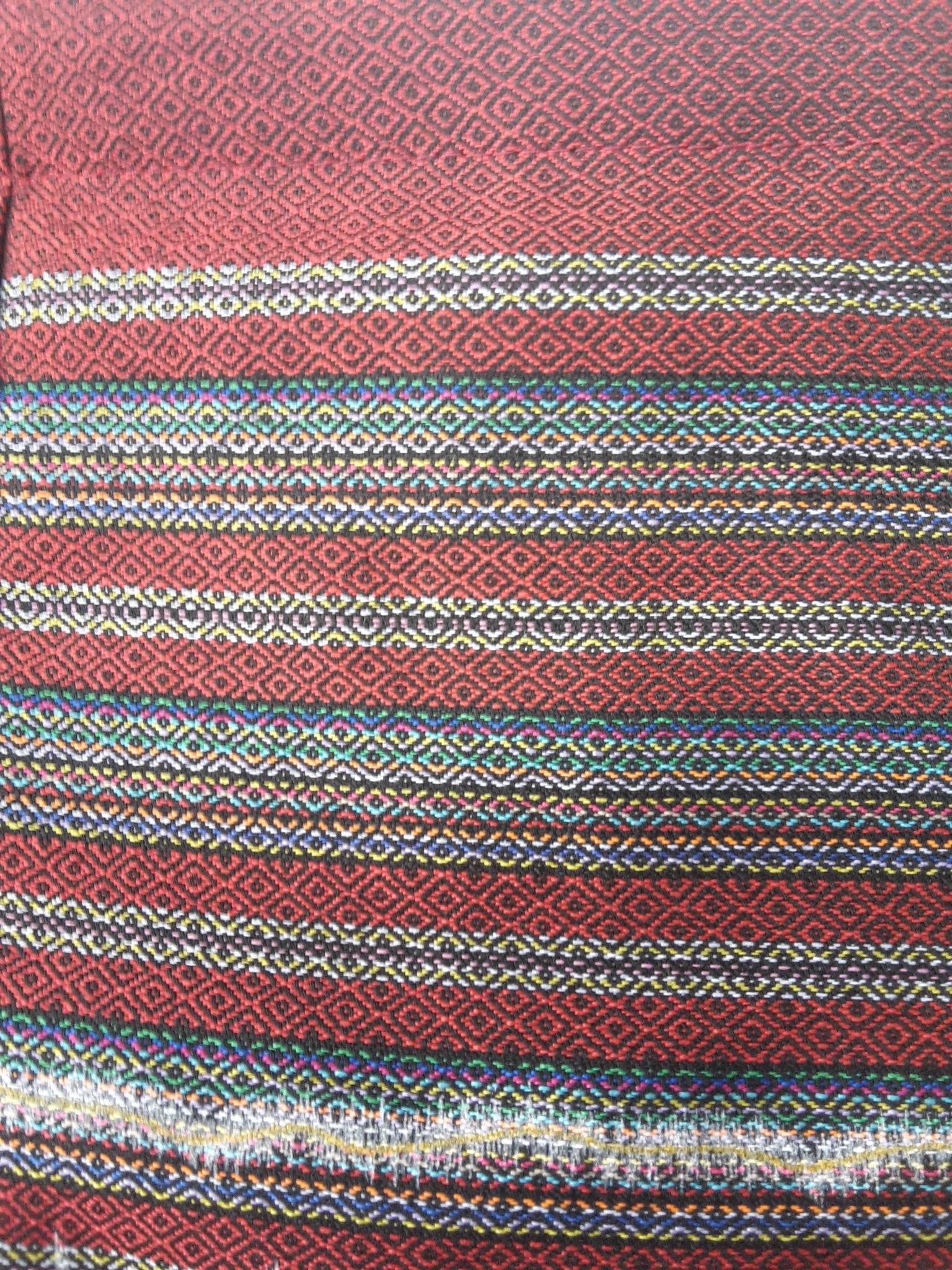 ผ้าถุงตัดสำเร็จแบบป้ายเลื่อนตะขอลายนกยุง ผ้าถุงสำเร็จรูปมัดหมี่ลายนกยุง ผ้าฝ้ายมัดหมี่ตีนแดงตัดสำเร็จลายนกยุง พร้อมส่ง