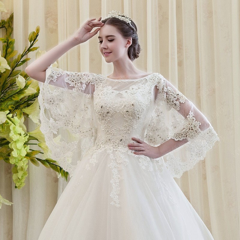 BRL049 **พรีออเดอร์**ชุดแต่งงานหรูหราประดับดอกไม้ผสมเพชรและคริสตัล สวยงามดุจเจ้าหญิง