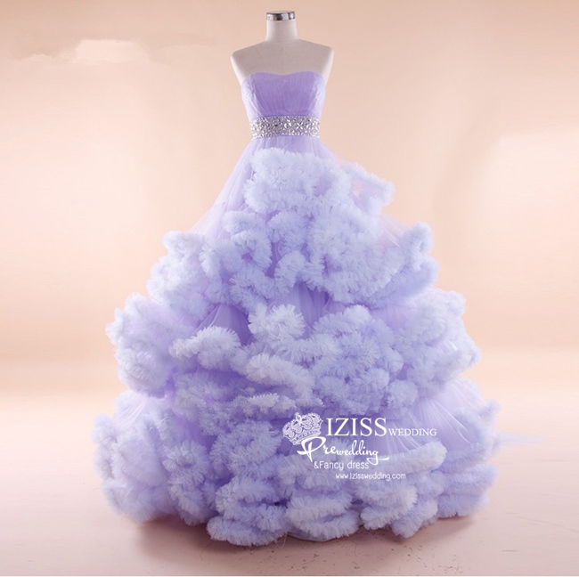 RM020 **พรีออเดอร์ชุดสีขาวหางปกติ/หางยาว**งานตัดเกรด A ชุดราตรีหรูหรา ชุดแต่งงาน ชุดพรีเวดดิ้งสั่งตัดได้ค่ะ งานเกรดพรีเมี่ยม ตัดเย็บปราณีต สวมใส่สวยงามดุจเจ้าหญิง