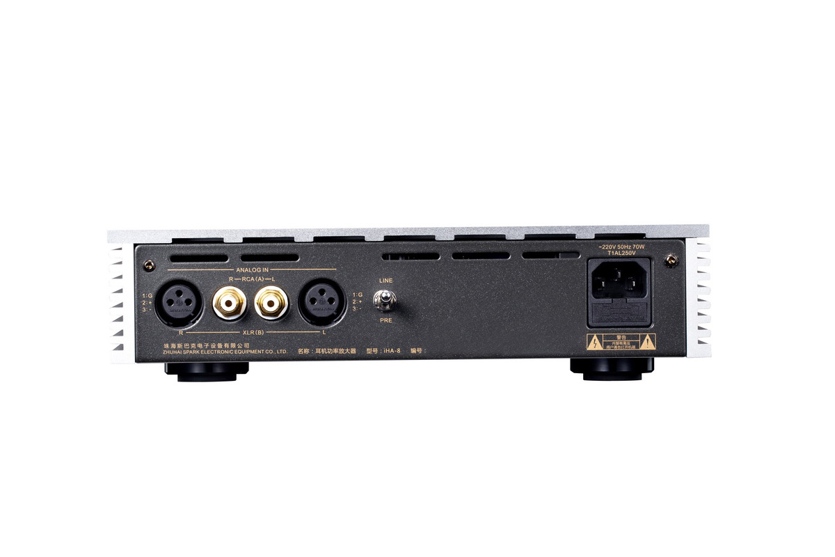 Cayin IHA-8 แอมป์หูฟัง 4 ช่องสัญญาณ Class A แบบ Discrete MOSFET กำลังขับสูง ประกันศูนย์ไทย