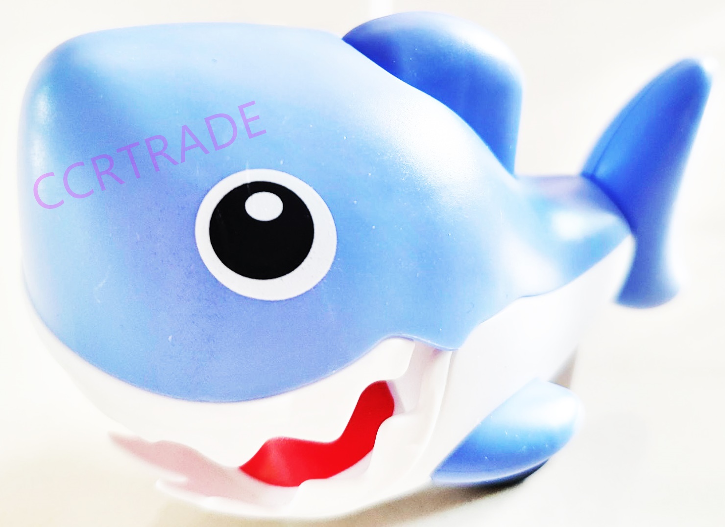 ฉลามสีสดกดซิ่งกล่อง 5.5x9 ซม.(งานห้าง)