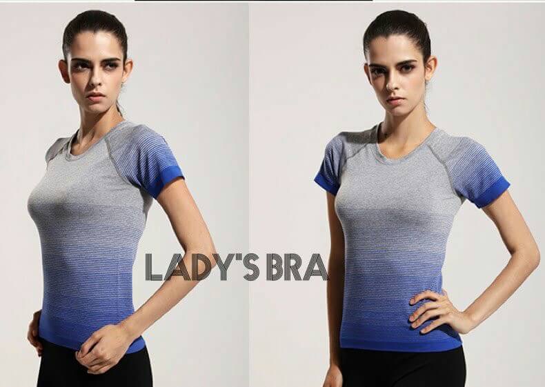 เสื้อออกกำลังกายแขนสั้น