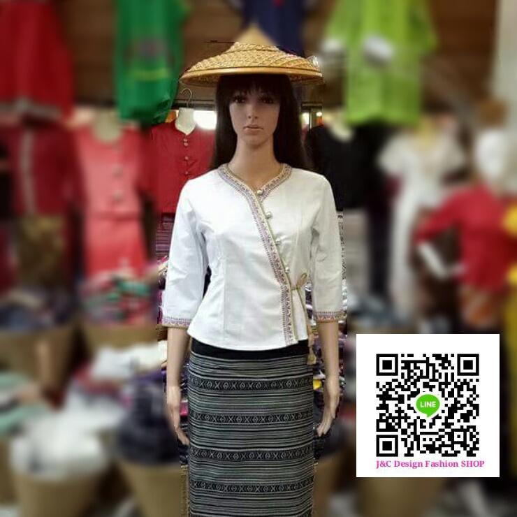 เสื้อผ้าไทยแขนสามส่วนสีขาว เสื้อผ้าฝ้ายสวยๆสีขาวเดินเทปคู่ เสื้อทำงานผ้าไทยแขนสามส่วน เสื้อผ้าฝ้ายคอจีนสีขาว