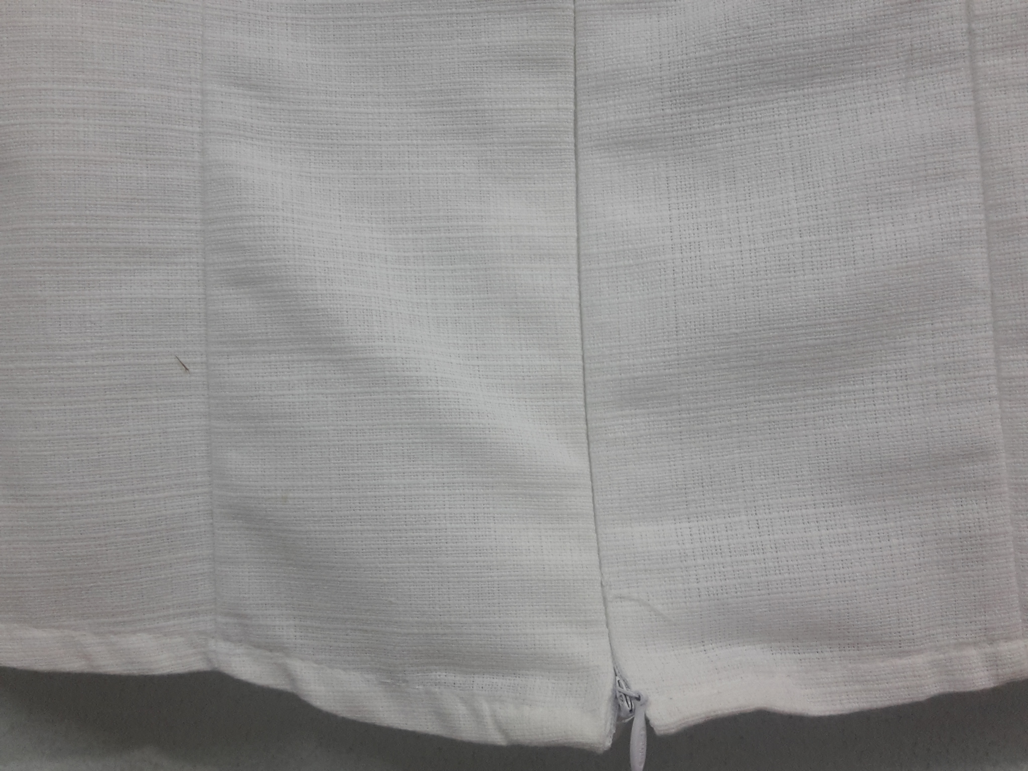 เสื้อผ้าไทยสีขาวคอวีผูกเอว เสื้อผ้าฝ้าย เสื้อใส่ผ้าซิ่น เสื้อผ้าฝ้ายสีขาวคอวีจีนผูกเอว ซีฟหลัง