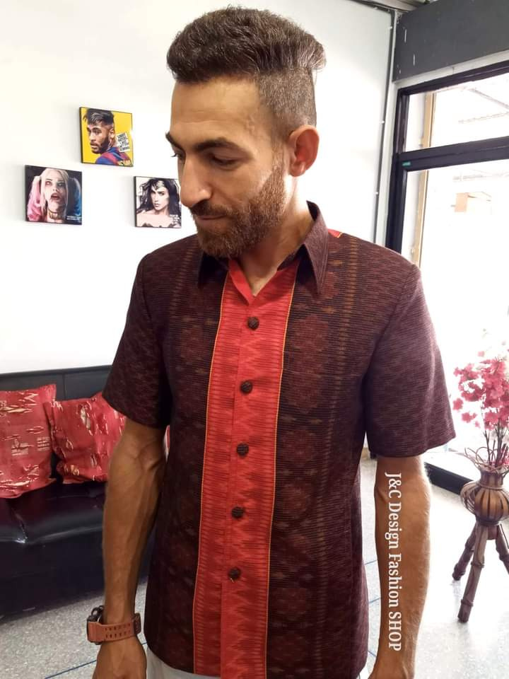 เสื้อสูทชายฝ้ายแท้มัดหมี่ตีนแดงทอมือ เสื้อสูทชายฝ้ายแท้ สูทผ้าไทยชาย ซาฟารีผ้าไทยชาย สูทผ้าฝ้ายมัดหมี่ตีนแดง