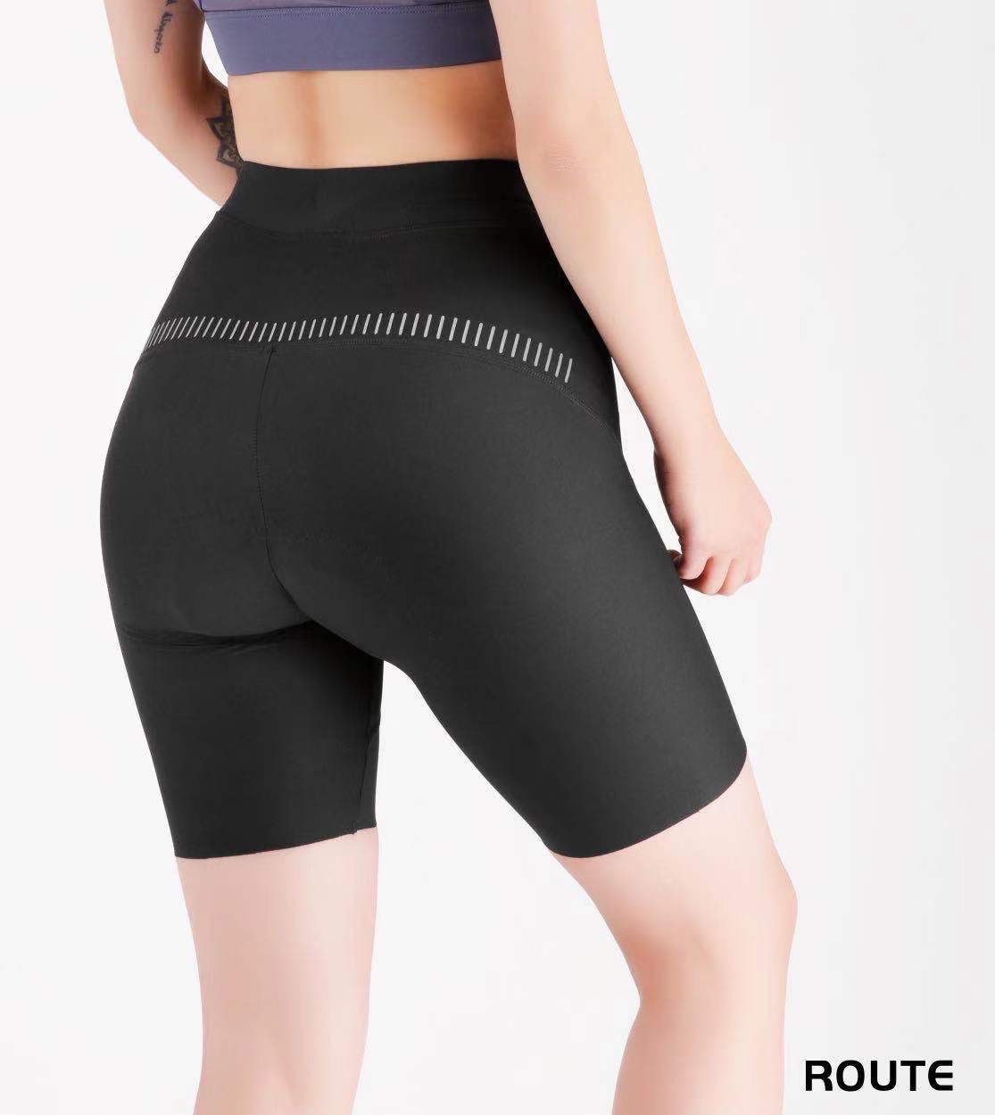 ผู้หญิง เอี้ยมปั่นจักรยานขาสั้นเป้าอิตาลี ยี่ห้อ Route by JAVA ของแท้ มีกล่อง