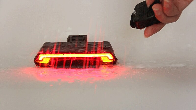 ไฟเบรค ไฟเลี้ยว จักรยาน แบบไร้สาย GIYO ควบคุมด้วยรีโมต