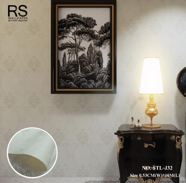 วอลเปเปอร์ ลายหลุยส์ พื้นสีขาวอมครีม No.STL-J32