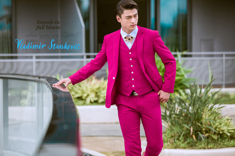 ST014- **พร้อมส่งค่ะ**สูทผู้ชายสีชมพูเข้มแขนยาว พร้อมกางเกง ชุดสูทเจ้าบ่าว สูทแฟนซี ถ่ายพรีเวดดิ้ง & ชุดแต่งงานแฟนซี (Fancy wedding dress) สูทผู้ชายสีชมพูเข้ม