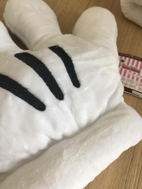 ถุงมือมิกกี้เม้าส์ มือmickey mouse มือ มิกกีเม้าส์