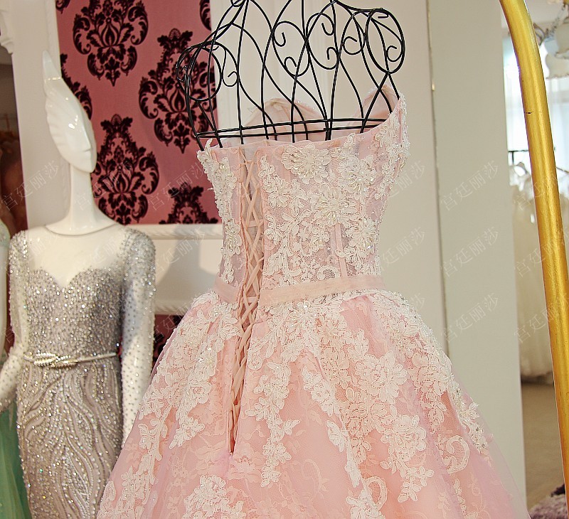 BRL046 **พรีออเดอร์**ชุดแต่งงานชมพูหรูหราประดับดอกไม้ผสมเพชรและคริสตัล สวยงามดุจเจ้าหญิง