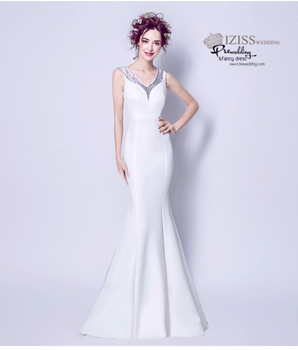 DL057 - **พรีออเดอร์** ชุดราตรี เดรสยาวออกงาน (Night party dresses) ชุดไปงานแต่งงานสวยๆ "ธีมสีขาวแต่งเพชร"