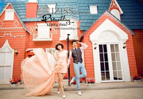 PW167 - Pre order ชุดคู่ถ่ายพรีเวดดิ้ง (prewedding dress) & ชุดแต่งงานแฟนซี (Fancy wedding dress)ชายหญิง "ธีมสีส้มโอโรส-น้ำตาล"