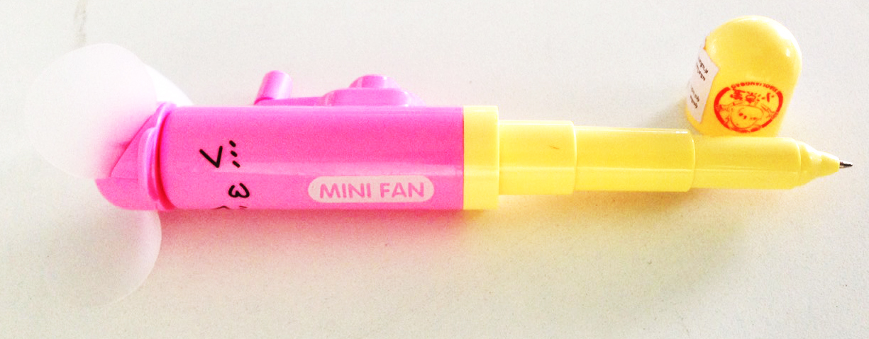 ปากกาพัดลมมือหมุน มีกลิ่นหอม 14 ซม. (18 แท่ง)