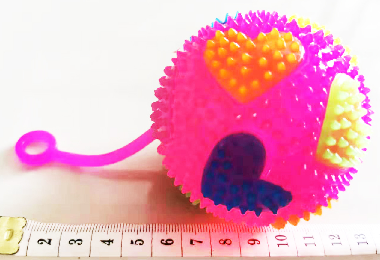 บอลเด้งหัวใจ มีไฟ 7 ซม.กล่อง