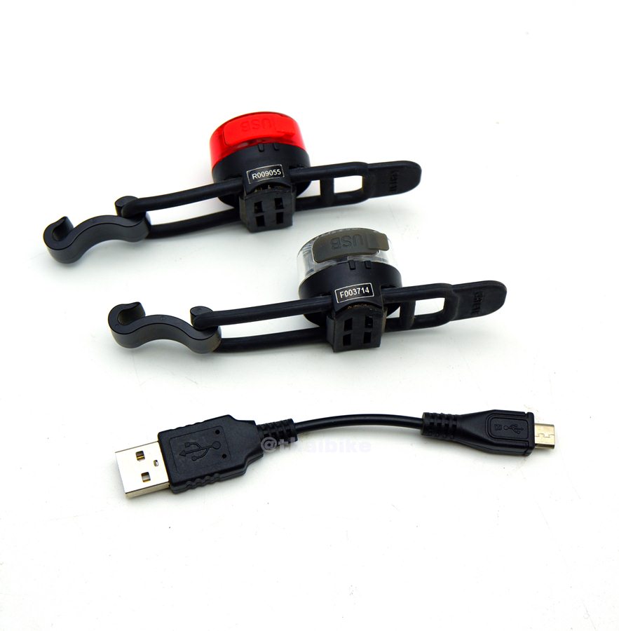 ชาร์จ USB ไฟกระพริบแคทอาย CATEYE LOOP2 RC SLLD140RCFR USB