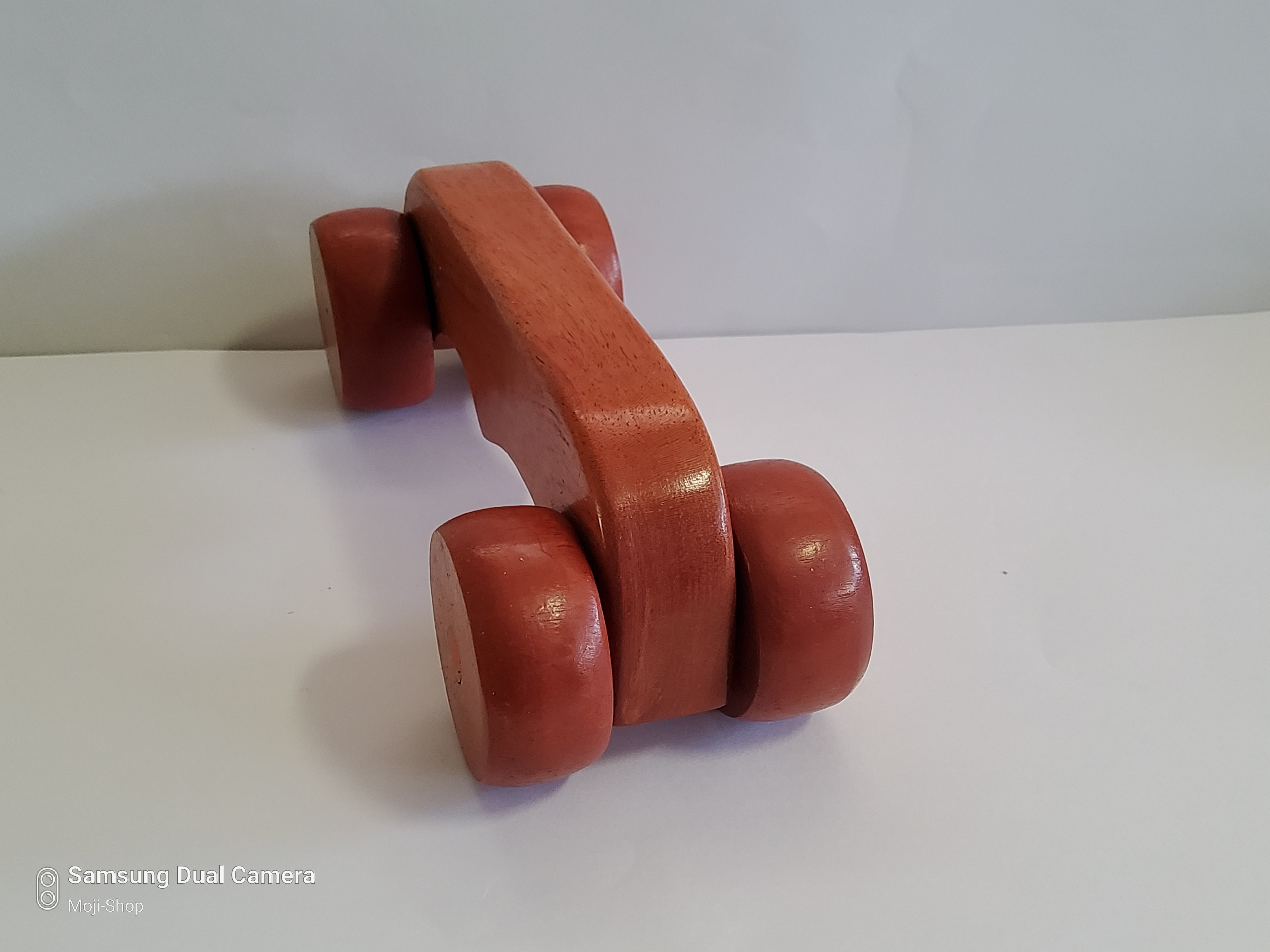 ไม้นวดร่างกายรถถัง 4 ล้อ